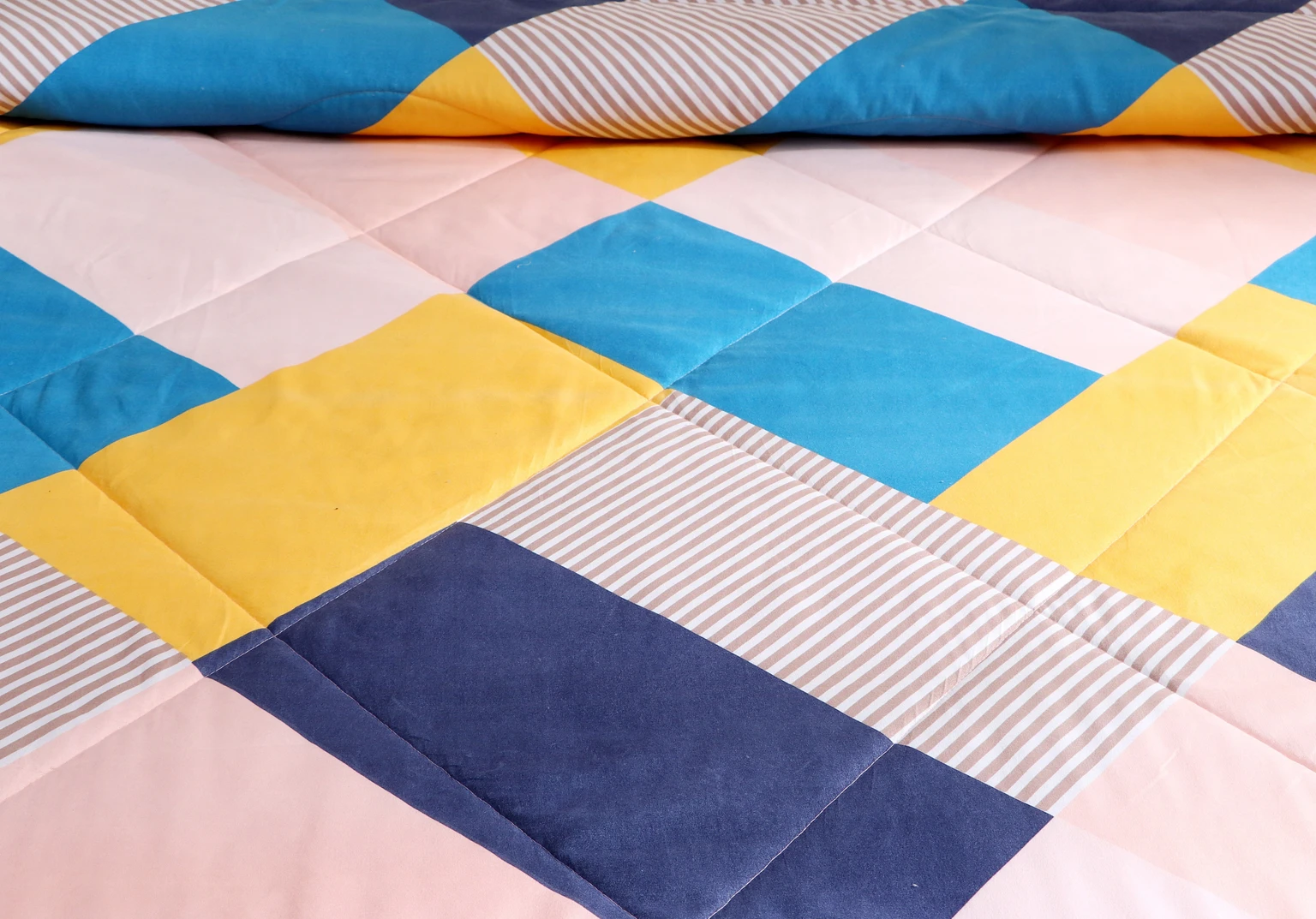 Floating Dreams Bedding Sets